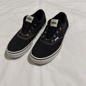 Vans Youth Size 5 Black Low Top Skate Shoes Slip On No Laces Waffle Sole